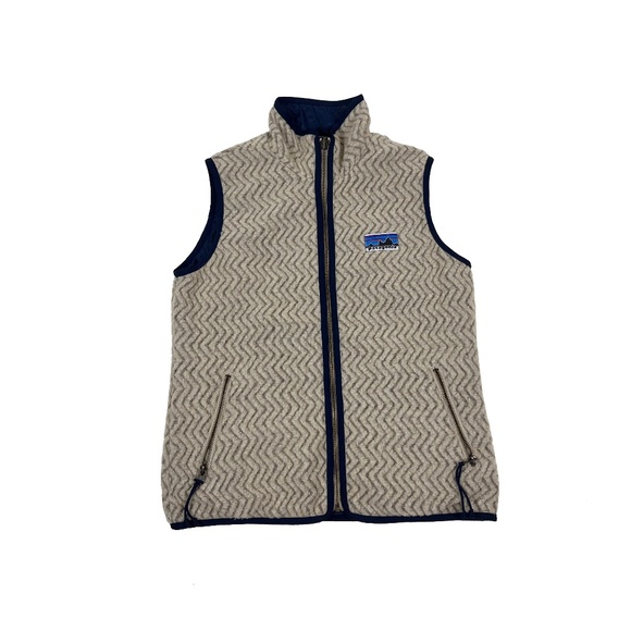Patagonia Woolie Fleece Reversible Vest - Picture 5 of 6